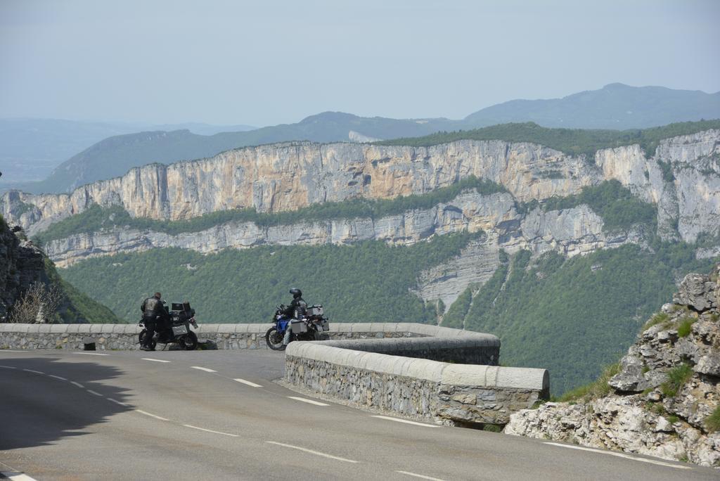 Hotel Du Col De La Machine Saint Jean en Royans Bagian luar foto
