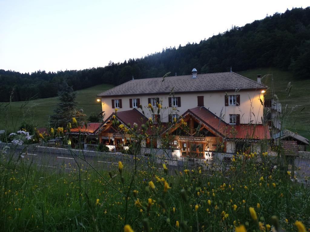 Hotel Du Col De La Machine Saint Jean en Royans Bagian luar foto