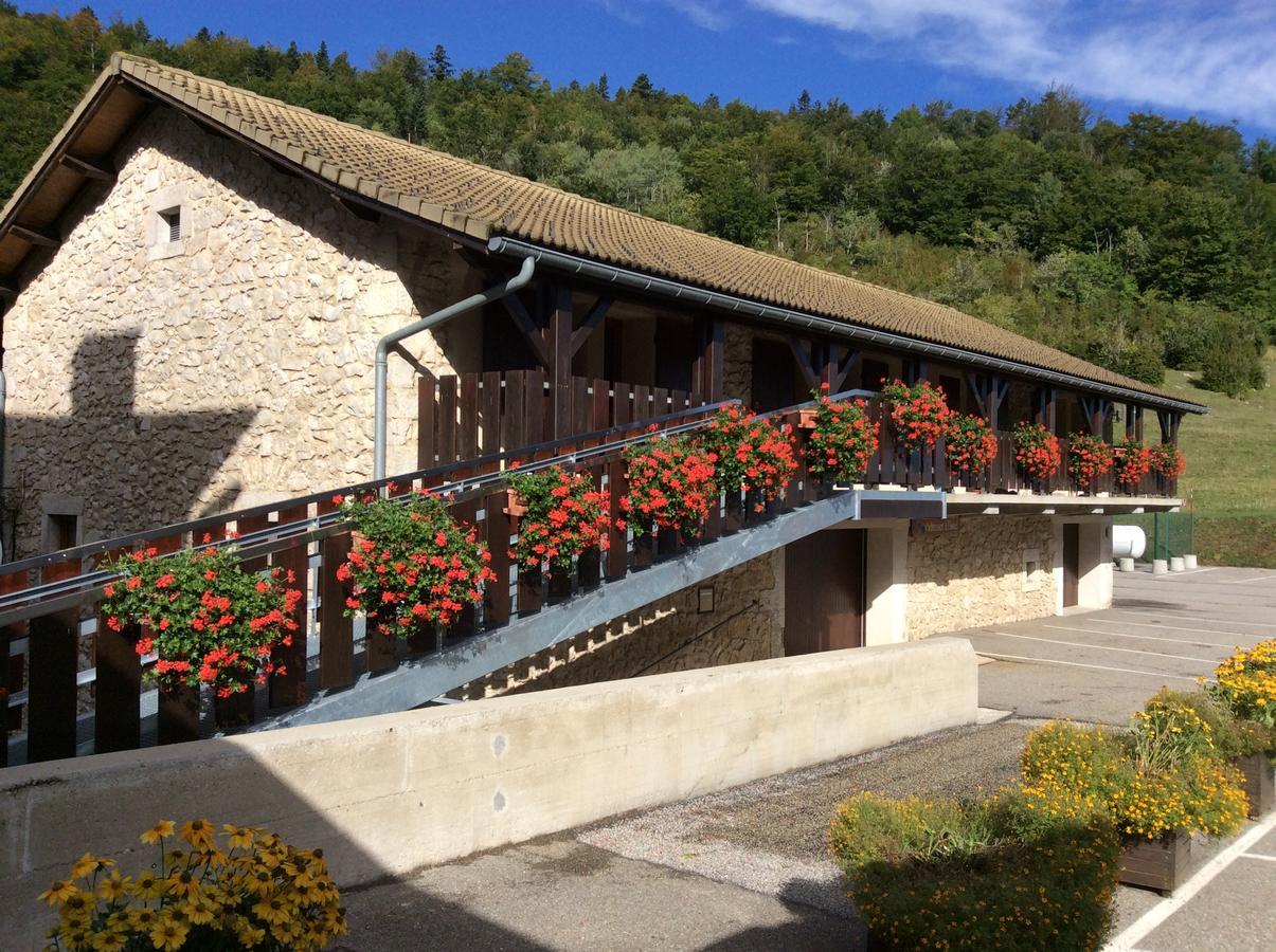 Hotel Du Col De La Machine Saint Jean en Royans Bagian luar foto