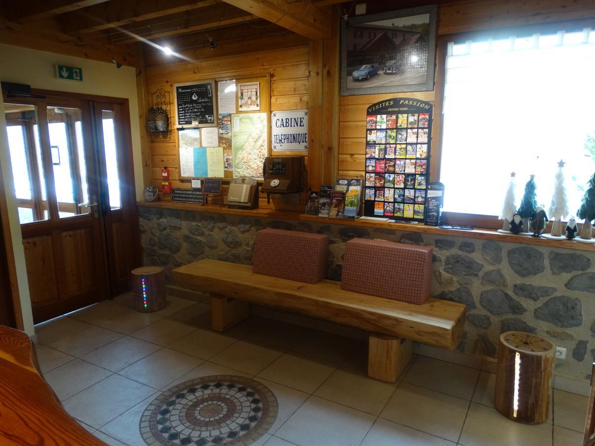 Hotel Du Col De La Machine Saint Jean en Royans Bagian luar foto